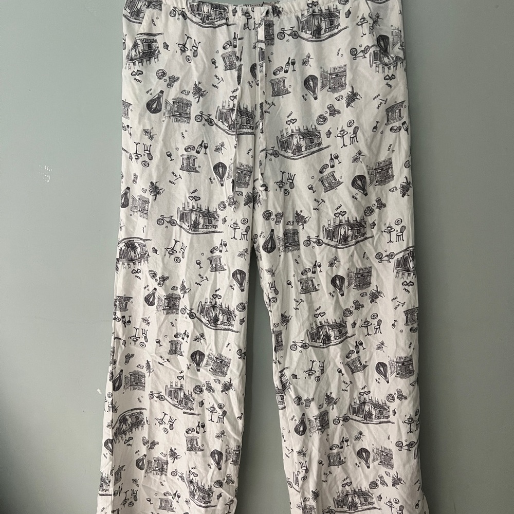 Sincerely Jules White Pants with Black Sketch Print